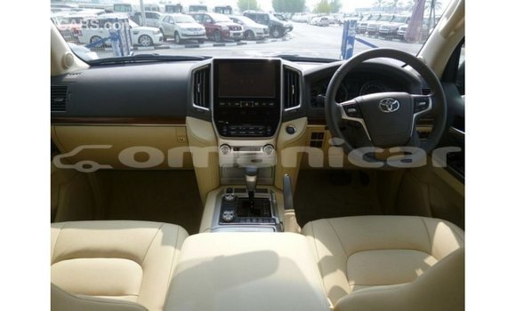 Buy Import Toyota Land Cruiser Blue Car in Import - Dubai in Dhufar Buy Import Toyota Land Cruiser Blue Car in Import - Dubai in Dhufar
