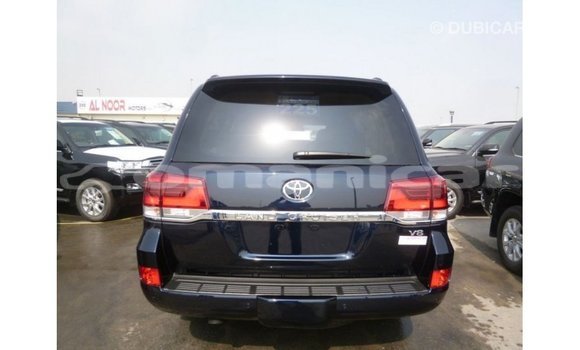 Buy Import Toyota Land Cruiser Blue Car in Import - Dubai in Dhufar Buy Import Toyota Land Cruiser Blue Car in Import - Dubai in Dhufar