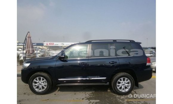 Buy Import Toyota Land Cruiser Blue Car in Import - Dubai in Dhufar Buy Import Toyota Land Cruiser Blue Car in Import - Dubai in Dhufar