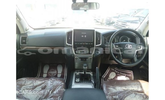 Buy Import Toyota Land Cruiser Black Car in Import - Dubai in Dhufar Buy Import Toyota Land Cruiser Black Car in Import - Dubai in Dhufar