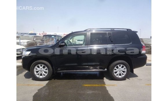 Buy Import Toyota Land Cruiser Black Car in Import - Dubai in Dhufar Buy Import Toyota Land Cruiser Black Car in Import - Dubai in Dhufar