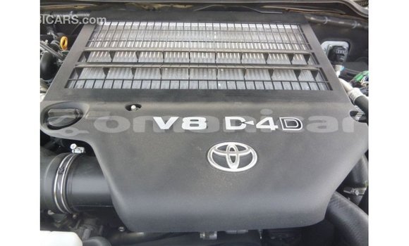Buy Import Toyota Land Cruiser Black Car in Import - Dubai in Dhufar Buy Import Toyota Land Cruiser Black Car in Import - Dubai in Dhufar
