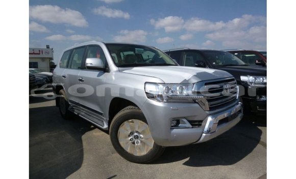 Buy Import Toyota Land Cruiser Other Car in Import - Dubai in Dhufar Buy Import Toyota Land Cruiser Other Car in Import - Dubai in Dhufar