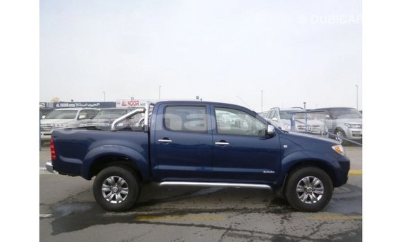 Buy Import Toyota Hilux Blue Car in Import - Dubai in Dhufar Buy Import Toyota Hilux Blue Car in Import - Dubai in Dhufar