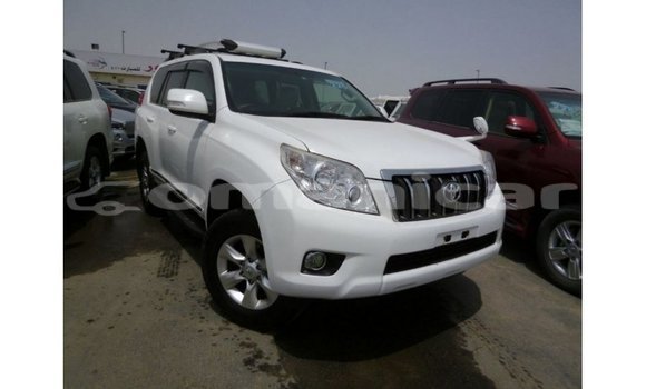 Buy Import Toyota Prado White Car in Import - Dubai in Dhufar Buy Import Toyota Prado White Car in Import - Dubai in Dhufar
