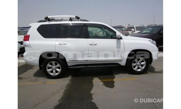 Buy Import Toyota Prado White Car in Import - Dubai in Dhufar Buy Import Toyota Prado White Car in Import - Dubai in Dhufar