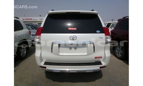Buy Import Toyota Prado White Car in Import - Dubai in Dhufar Buy Import Toyota Prado White Car in Import - Dubai in Dhufar
