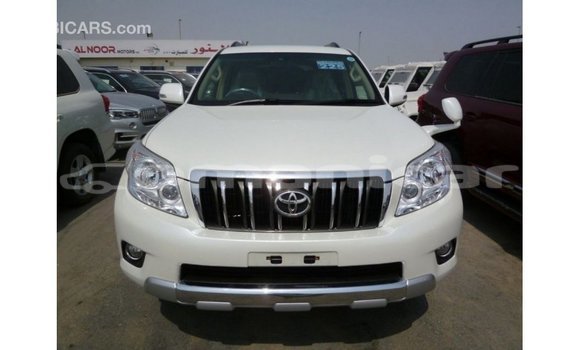 Buy Import Toyota Prado White Car in Import - Dubai in Dhufar Buy Import Toyota Prado White Car in Import - Dubai in Dhufar