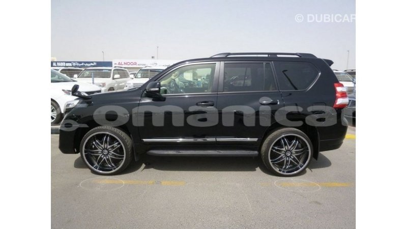 Big with watermark toyota prado dhufar import dubai 2955
