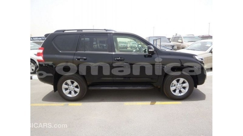 Big with watermark toyota prado dhufar import dubai 2957