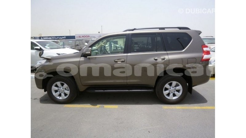 Big with watermark toyota prado dhufar import dubai 2958
