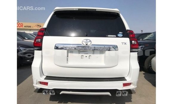 Buy Import Toyota Prado White Car in Import - Dubai in Dhufar Buy Import Toyota Prado White Car in Import - Dubai in Dhufar