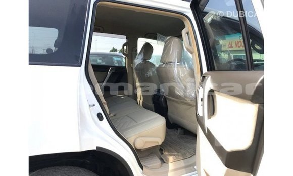 Buy Import Toyota Prado White Car in Import - Dubai in Dhufar Buy Import Toyota Prado White Car in Import - Dubai in Dhufar