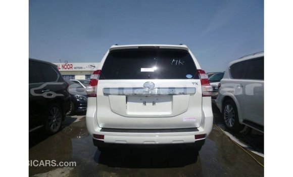 Buy Import Toyota Prado White Car in Import - Dubai in Dhufar Buy Import Toyota Prado White Car in Import - Dubai in Dhufar