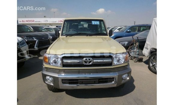 Buy Import Toyota Land Cruiser Beige Car in Import - Dubai in Dhufar Buy Import Toyota Land Cruiser Beige Car in Import - Dubai in Dhufar