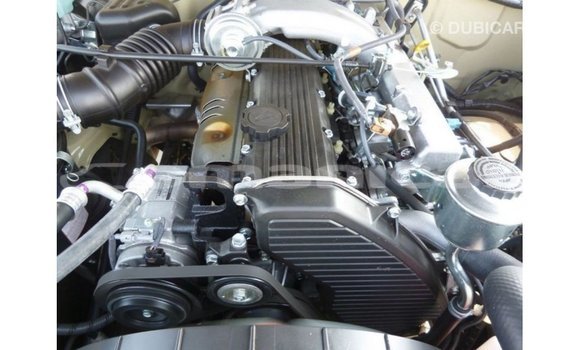 Buy Import Toyota Land Cruiser Beige Car in Import - Dubai in Dhufar Buy Import Toyota Land Cruiser Beige Car in Import - Dubai in Dhufar