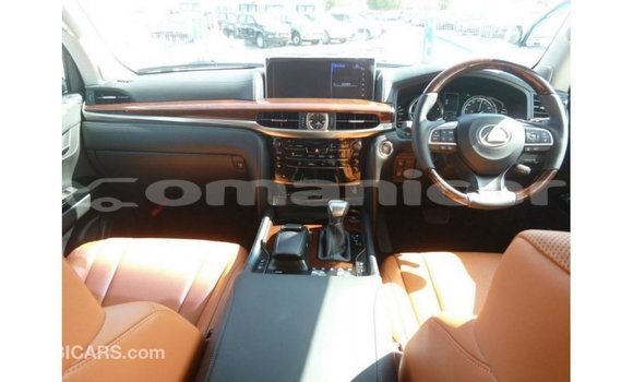 Buy Import Lexus LX White Car in Import - Dubai in Dhufar Buy Import Lexus LX White Car in Import - Dubai in Dhufar