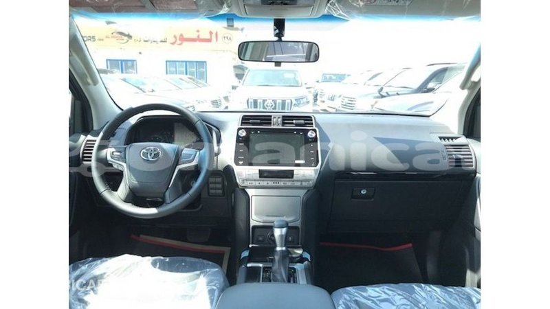 Big with watermark toyota prado dhufar import dubai 2968
