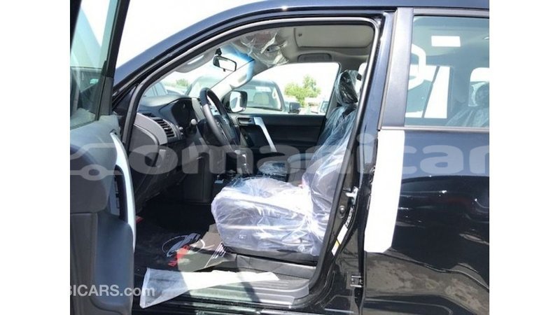 Big with watermark toyota prado dhufar import dubai 2968