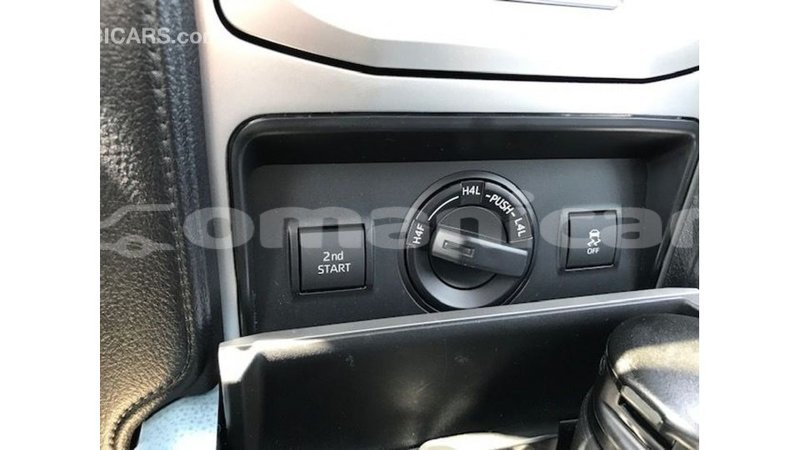Big with watermark toyota prado dhufar import dubai 2968