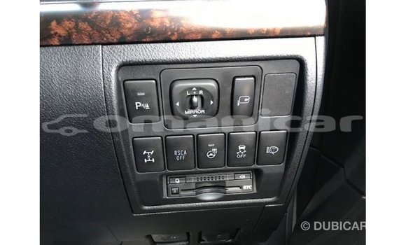 Buy Import Toyota Land Cruiser White Car in Import - Dubai in Dhufar Buy Import Toyota Land Cruiser White Car in Import - Dubai in Dhufar