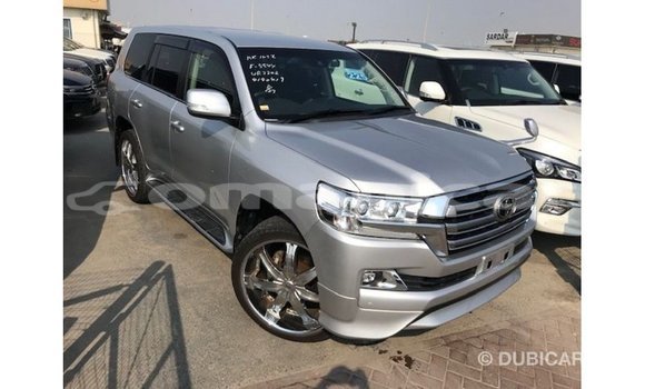 Buy Import Toyota Land Cruiser Other Car in Import - Dubai in Dhufar Buy Import Toyota Land Cruiser Other Car in Import - Dubai in Dhufar