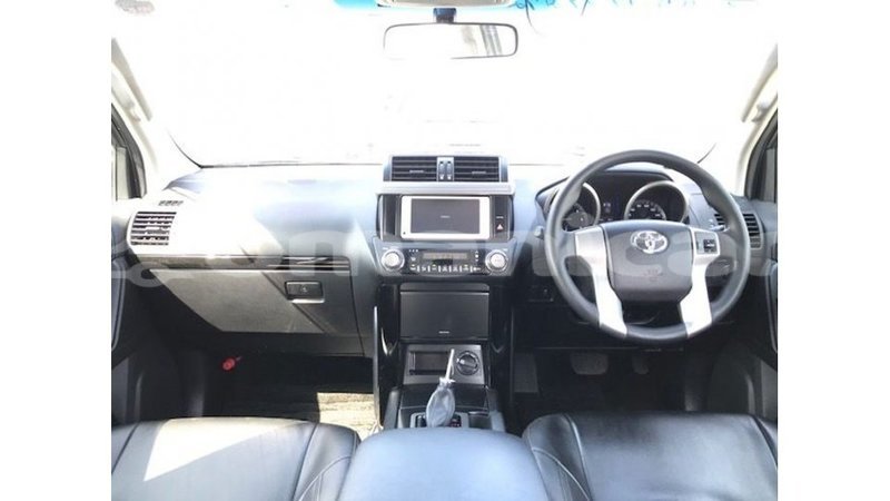 Big with watermark toyota prado dhufar import dubai 2974