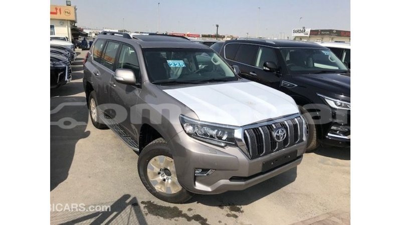 Big with watermark toyota prado dhufar import dubai 2976