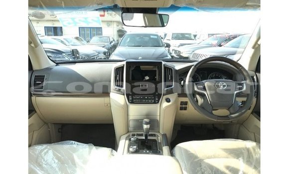 Buy Import Toyota Land Cruiser Black Car in Import - Dubai in Dhufar Buy Import Toyota Land Cruiser Black Car in Import - Dubai in Dhufar
