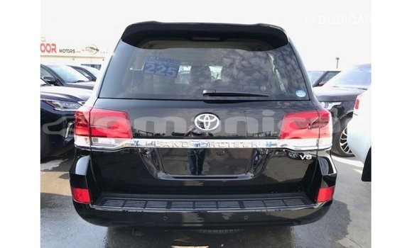 Buy Import Toyota Land Cruiser Black Car in Import - Dubai in Dhufar Buy Import Toyota Land Cruiser Black Car in Import - Dubai in Dhufar