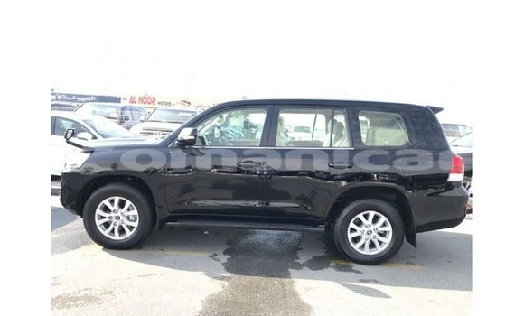 Buy Import Toyota Land Cruiser Black Car in Import - Dubai in Dhufar Buy Import Toyota Land Cruiser Black Car in Import - Dubai in Dhufar