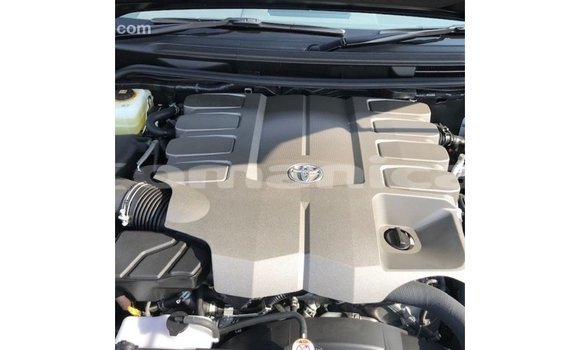 Buy Import Toyota Land Cruiser Black Car in Import - Dubai in Dhufar Buy Import Toyota Land Cruiser Black Car in Import - Dubai in Dhufar