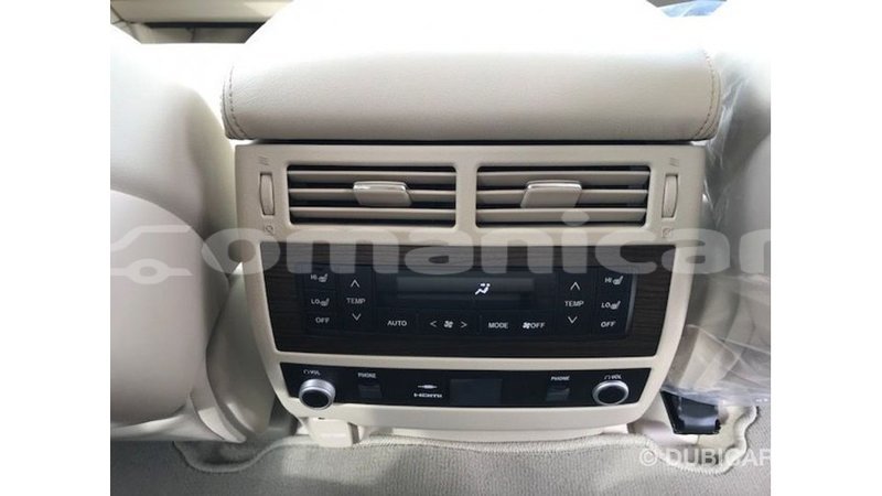 Big with watermark toyota land cruiser dhufar import dubai 2982