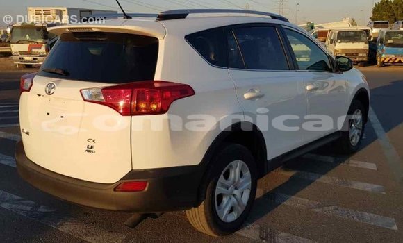 Buy Import Toyota RAV4 White Car in Import - Dubai in Dhufar Buy Import Toyota RAV4 White Car in Import - Dubai in Dhufar