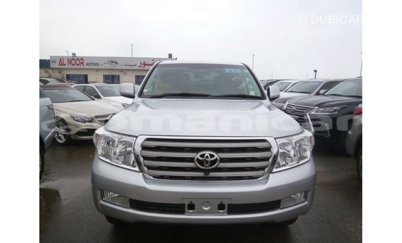 Buy Import Toyota Land Cruiser Other Car in Import - Dubai in Dhufar Buy Import Toyota Land Cruiser Other Car in Import - Dubai in Dhufar