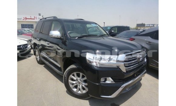Buy Import Toyota Land Cruiser Black Car in Import - Dubai in Dhufar Buy Import Toyota Land Cruiser Black Car in Import - Dubai in Dhufar