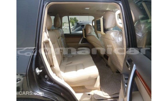 Buy Import Toyota Land Cruiser Black Car in Import - Dubai in Dhufar Buy Import Toyota Land Cruiser Black Car in Import - Dubai in Dhufar