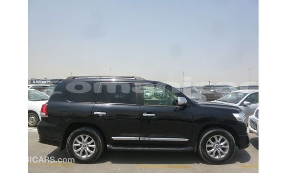 Buy Import Toyota Land Cruiser Black Car in Import - Dubai in Dhufar Buy Import Toyota Land Cruiser Black Car in Import - Dubai in Dhufar