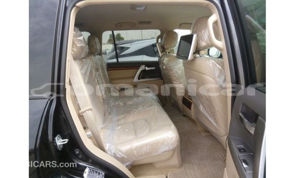 Buy Import Toyota Land Cruiser Black Car in Import - Dubai in Dhufar Buy Import Toyota Land Cruiser Black Car in Import - Dubai in Dhufar