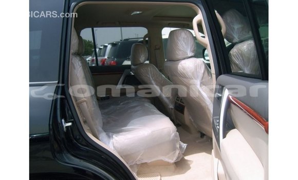 Buy Import Toyota Land Cruiser Black Car in Import - Dubai in Dhufar Buy Import Toyota Land Cruiser Black Car in Import - Dubai in Dhufar