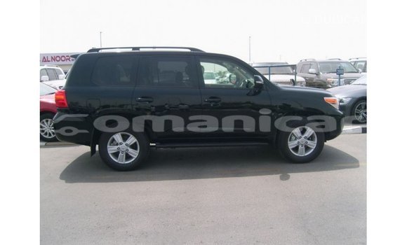 Buy Import Toyota Land Cruiser Black Car in Import - Dubai in Dhufar Buy Import Toyota Land Cruiser Black Car in Import - Dubai in Dhufar