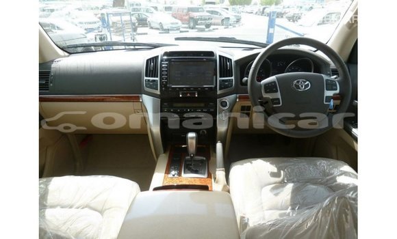 Buy Import Toyota Land Cruiser Black Car in Import - Dubai in Dhufar Buy Import Toyota Land Cruiser Black Car in Import - Dubai in Dhufar