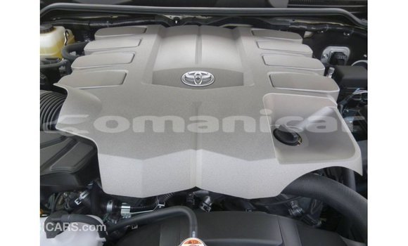 Buy Import Toyota Land Cruiser White Car in Import - Dubai in Dhufar Buy Import Toyota Land Cruiser White Car in Import - Dubai in Dhufar