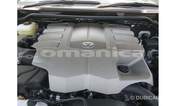 Buy Import Toyota Land Cruiser White Car in Import - Dubai in Dhufar Buy Import Toyota Land Cruiser White Car in Import - Dubai in Dhufar