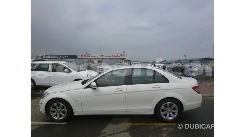 Big with watermark mercedes benz 200 dhufar import dubai 3012