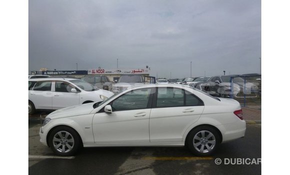 Buy Import Mercedes-Benz 200 White Car in Import - Dubai in Dhufar Buy Import Mercedes-Benz 200 White Car in Import - Dubai in Dhufar