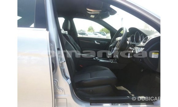 Buy Import Mercedes-Benz 200 Other Car in Import - Dubai in Dhufar Buy Import Mercedes-Benz 200 Other Car in Import - Dubai in Dhufar