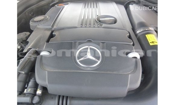 Buy Import Mercedes-Benz 200 Other Car in Import - Dubai in Dhufar Buy Import Mercedes-Benz 200 Other Car in Import - Dubai in Dhufar