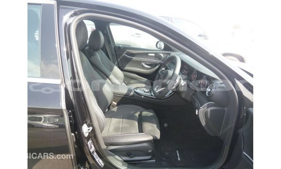 Buy Import Mercedes-Benz 190 Black Car in Import - Dubai in Dhufar Buy Import Mercedes-Benz 190 Black Car in Import - Dubai in Dhufar