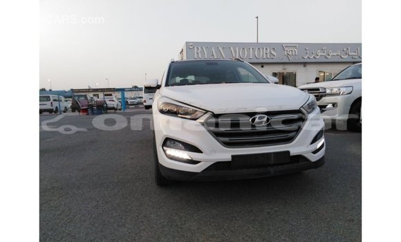 Buy Import Hyundai Tucson White Car in Import - Dubai in Dhufar Buy Import Hyundai Tucson White Car in Import - Dubai in Dhufar